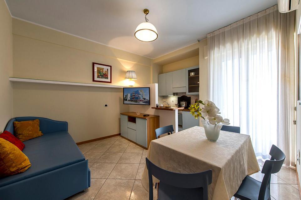 Hotel Le Soleil San Benedetto del Tronto Luaran gambar